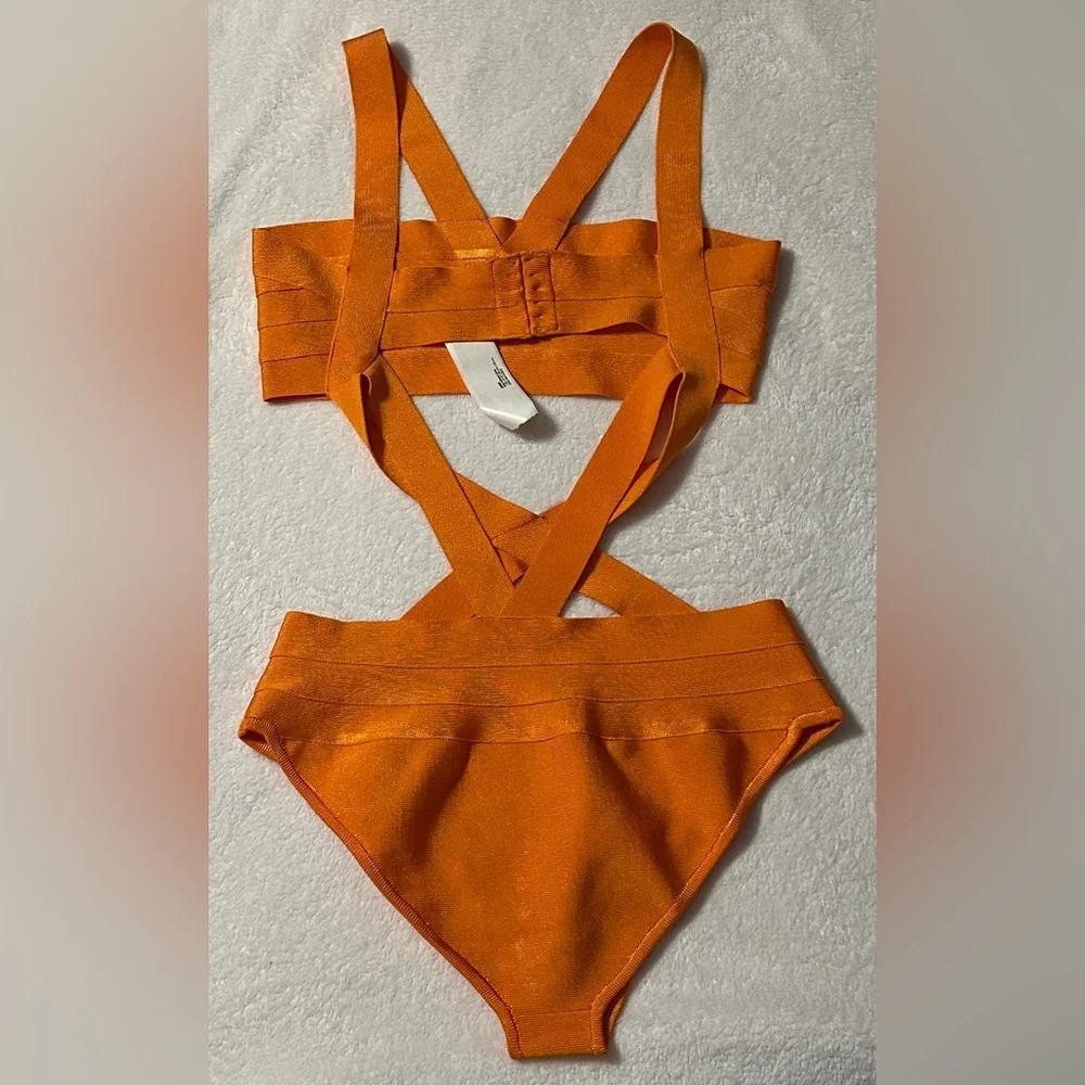 Unbranded slay swim
